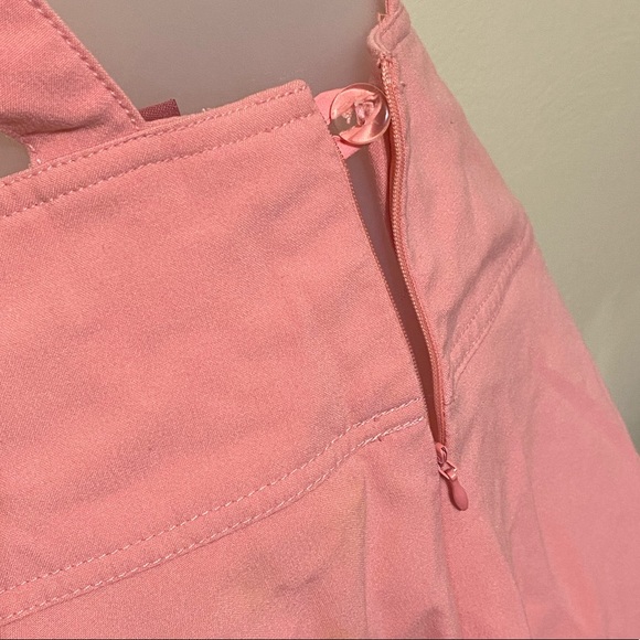 Pink Buttoned Suspender Skirt - Size Medium - Picture 5 of 8